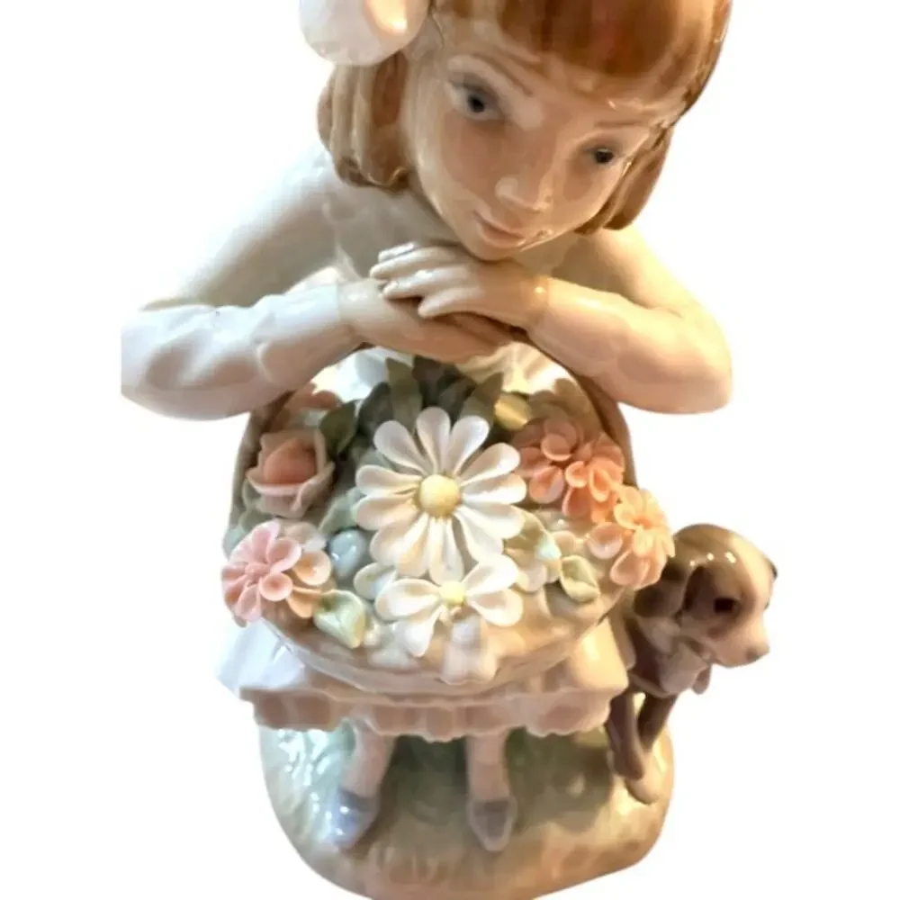 Lladro 1088 Girl With Flowers Basket & Dog Retired Porcelain Figurine